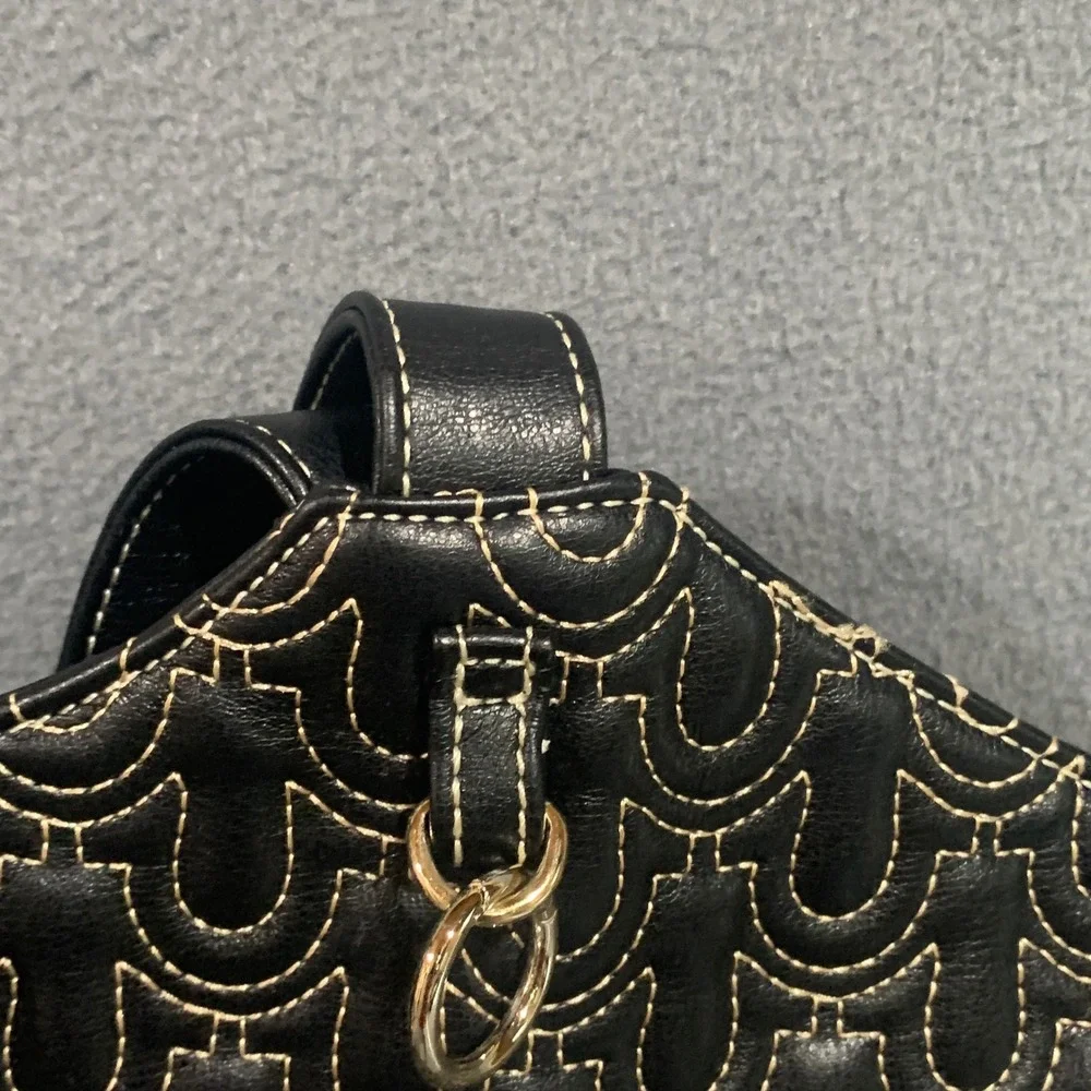 True Religion Black Horseshoe Quilted Tote Bag Gold Rhinestone Padlock‎ Large